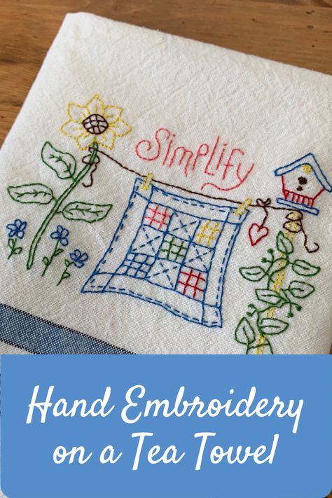 Embroider Tea Towels, Hand Embroidery Stitches Tutorial, Tea Towels Crafts, Embroidered Kitchen Towels, Tea Towels Embroidery, Tea Towels Diy, Christmas Embroidery Patterns, Towel Embroidery, Redwork Embroidery