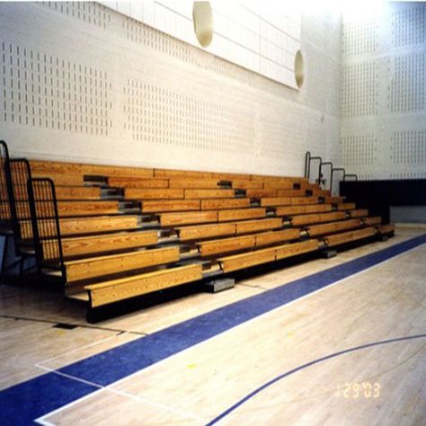 Retractable Seating, Bleacher Seating, Stadium Chairs, Spelling Bee, Urban Environment, Bleachers, Stand Design, Office Ideas, Public Space