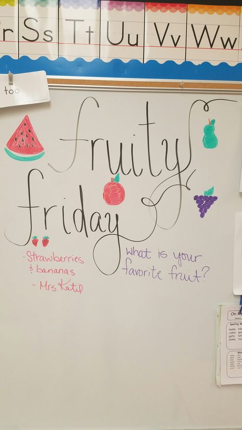 Fruity Friday Fun Friday Ideas Elementary School, Friday Whiteboard Ideas, Friday Activities Classroom, Fun Friday Ideas For School, Daily Questions For Students, Friday Question Of The Day, Friday White Board Message, Whiteboard Messages Friday, Fun Friday Activities Classroom Ideas