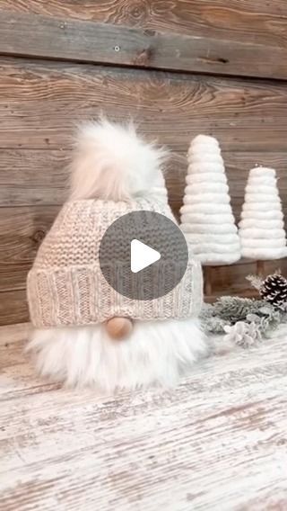 Christmas Loviing on Instagram: "Try this simple idea 🎄🎁

#christmas #love #christmastree #diy #christmasdecor #christmastime #christmasdecorations #christmaslights

By @ideanatale on tiktok 🫶🏼" Easy Xmas Knomes, Rustic Christmas Diy Crafts, Make And Take Christmas Ornaments, Toilet Plunger Christmas Crafts, January Gnomes, Christmas Crafts Tutorials, Christmas Gnomes Ideas, Christmas Decor Diy To Sell, Easy Sock Gnomes Diy