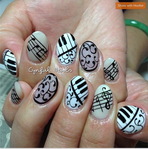 Newsies Nail Art, Music Nail Art Designs, Beatles Nails, Camp Nails, Piano Nails, Music Note Nails, Music Nail Art, Music Nails, Fancy Nails Designs