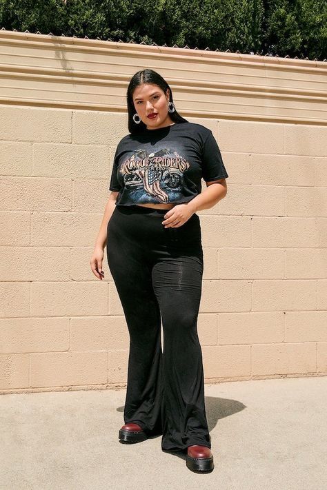 Plus Size Instagram, Look Grunge, Looks Black, Curvy Girl Outfits, Alternative Outfits, Curvy Girl Fashion, Curvy Outfits, Edgy Outfits, Curvy Fashion