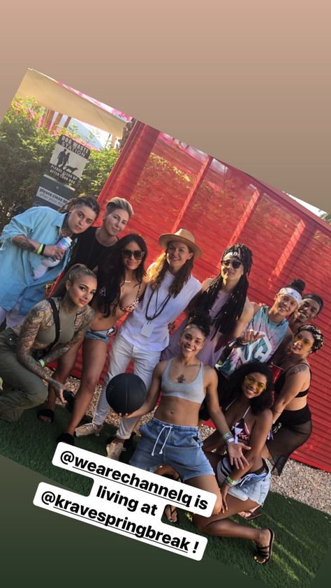 Cleo Kinnaman and Amber Whittington together with other celesbians at Krave Lesbian Spring Break. #cleowattenstrom #amberscloset #lesbian #bisexual #tattoos #youtuber #cleowattenström #tattooedgirls #inkedgirls #amberwhittington #lgbt Amber Whittington, Cleo Kinnaman, Cleo Wattenstrom, Ambers Closet, With Girlfriend, Inked Girls, Spring Break, Girl Tattoos, Coming Out