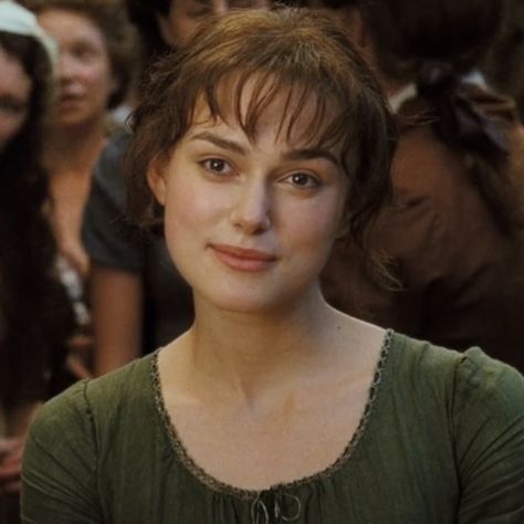 pride and prejudice icon iq icons elizabeth bennet Elizabeth Bennet Hairstyles, Dark Academia Outfit Ideas, Andromeda Tonks, Pride And Prejudice Elizabeth, Pride & Prejudice Movie, Andromeda Black, Incandescently Happy, Kiera Knightly, Elizabeth Bennett