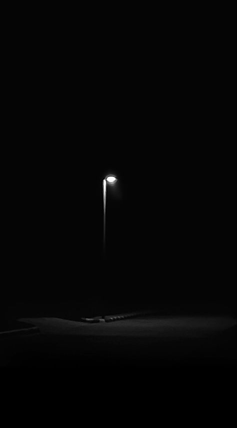 Lonely Wappalper Iphone, Wallpaper Iphone Lonliness, Loner Photography, Loner Aesthetic Wallpaper, Loner Wallpaper Iphone, Loner Wallpapers, Lonely Wallpers Dark, Alone Wallpers Phone, Standing Out