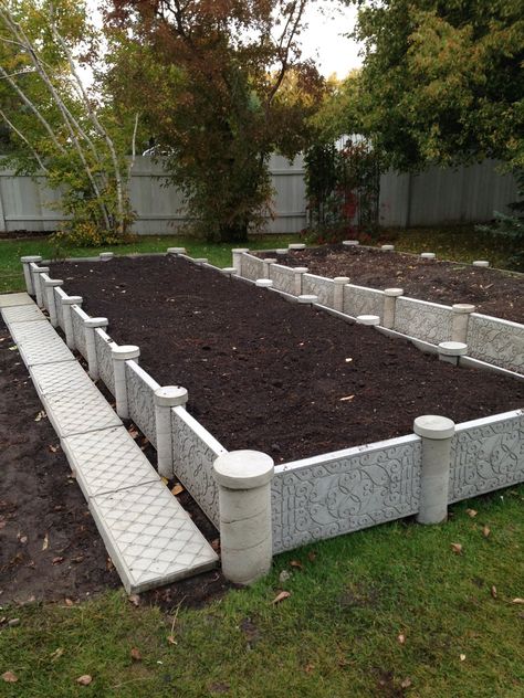 Raised Concrete Garden Bed Masonry Raised Garden Beds, Garden Bed On Concrete, Cement Garden, Building A Raised Garden, Diy Raised Garden, Raised Garden Beds Diy, Raised Planter, Concrete Garden, Better Homes And Garden