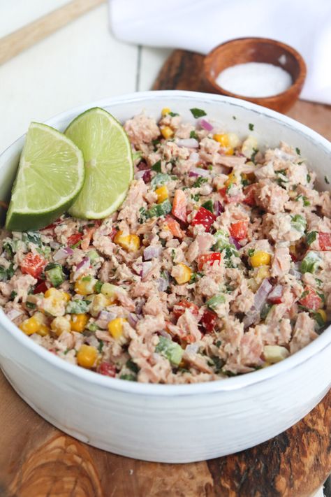 Mexican Tuna Salad Recipe, Mexican Tuna Salad, Mexican Tuna, Tuna Salad Recipe Healthy, Tuna Salad Pasta, Tuna Salad Recipe, Lost 100 Pounds, Fish Salad, Lunch Recipe