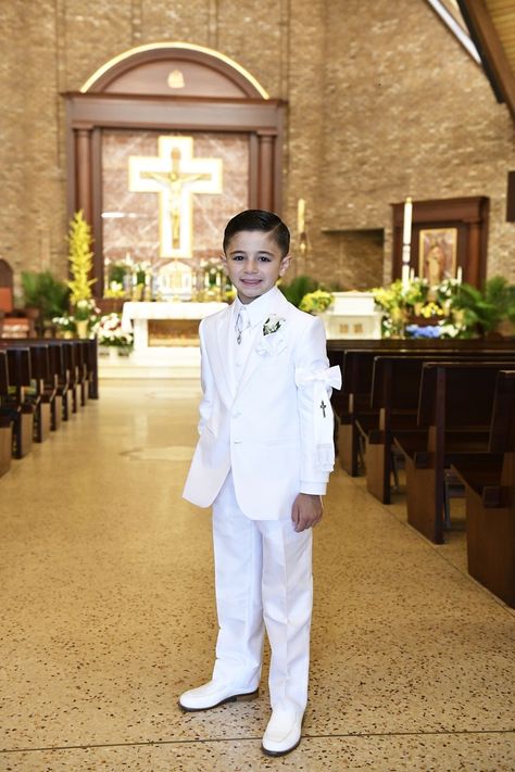 Boys First Communion Suit, 1st Communion Boys Outfits, First Communion Boys Outfit Suits, First Communion Suits For Boys, Communion Boys Outfit, Boy First Communion Outfit, Boys Communion Outfits, First Communion Boy Outfit, First Communion Ideas For Boys