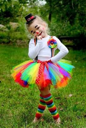 Clown tutu costume Tutu Costumes Diy, Halloween Tutu Costumes, Costume Homemade, Diy Fantasia, Costume Carnaval, Halloween Tutu, Cute Clown, Clown Costume, Up Costumes