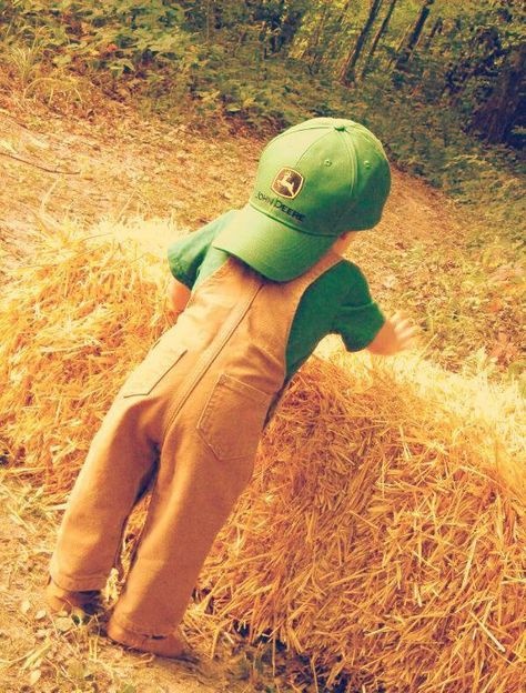 John Deere - My little man, Parker. John Deere Party, John Deere Birthday, Country Kids, Trendy Baby, Funny Baby, Future Kids, Future Baby, Baby Fever, Baby Pictures