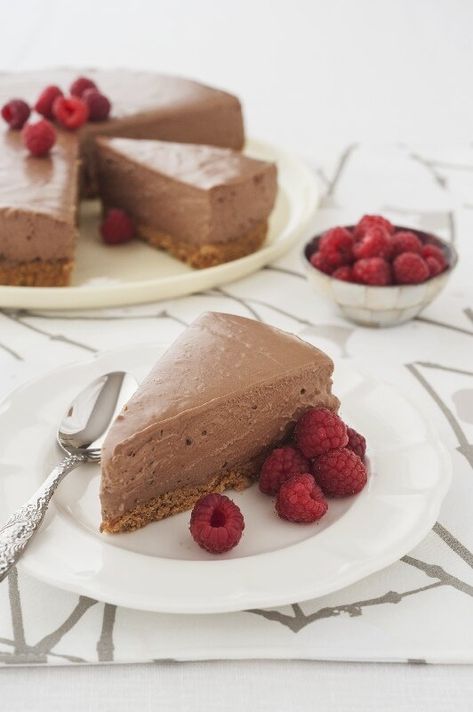 Double Chocolate Cheesecake, Mousse Au Chocolat Torte, Choco Chocolate, Chocolate Chip Bars, Chocolate Chip Cookie Bars, Chocolate Delight, Chocolate Chip Recipes, Raw Chocolate, Crazy Cakes