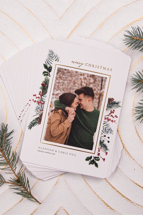 Christmas Cards With Photo Diy, Christmas Card Layout Ideas, Christmas Card Personalized, Christmas Cards With Pictures, Couples Christmas Card Ideas, Christmas Card Ideas For Couples, Holiday Photo Card Ideas, Christmas Card Inspiration Photo, Christmas Cards Couple