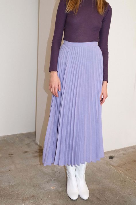 Light Purple Skirt Outfit, Lavender Skirt Outfit, Light Purple Skirt, Purple Skirt Outfit, Lilac Skirt, Lavender Skirt, Skirt Outfit Ideas, Anna Karenina, Wardrobe Pieces