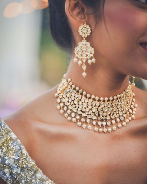 Most Attractive Bridal Choker Necklace Designs that will Sparkle your Eyes | ShaadiSaga Baguette Diamond Necklace, Bridal Necklace Designs, Choker Necklace Designs, Choker Designs, Bridal Choker, Bridal Fashion Jewelry, Indian Jewelry Sets, Tiffany Jewelry, Indian Wedding Jewelry