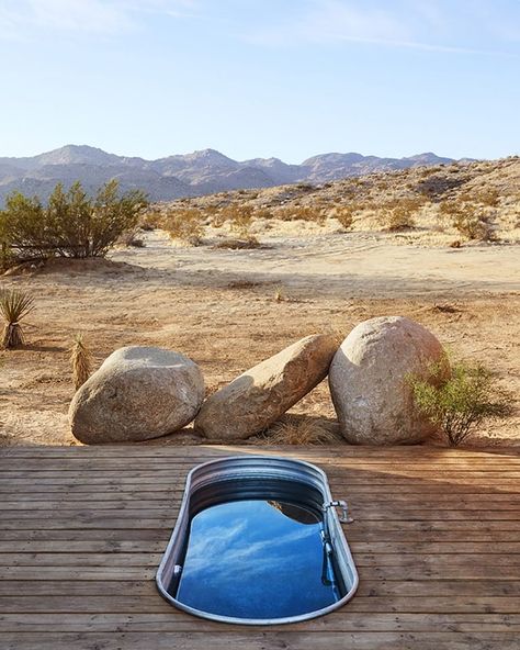 Cowboy Tub, Desert Vacation, Grey Water System, Outdoor Bathtub, Outdoor Tub, Outdoor Baths, Steel Sheds, Joshua Tree California, Mini Pool