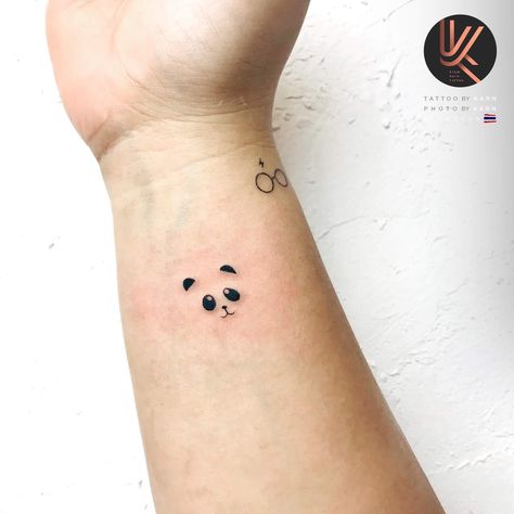 Panda Finger Tattoo, Panda Face Tattoo, Panda Minimalist Tattoo, Simple Panda Tattoo, Mini Panda Tattoo, Small Panda Tattoo, Panda Tattoo Design, Easy Tattoos To Draw, Wrist Tattoos Words