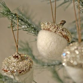 Tovad Ull, Felted Acorns, Acorn Ornaments, Acorn Crafts, Navidad Diy, Noel Christmas, Xmas Crafts, Christmas Joy, Christmas Inspiration