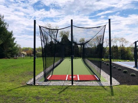 Outdoor Batting Cage, At Home Batting Cage, Backyard Batting Cage Diy, Baseball Cage Backyard, Backyard Baseball Ideas, Diy Baseball Batting Cage, Home Batting Cage Ideas, Backyard Batting Cage Ideas, Batting Cage Backyard Diy