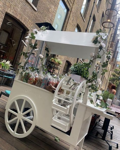 Silva Star Events on Instagram: "Something Sweet - for this corporate event Our cute new sweet cart is a 2 in 1 with the added benefit of a Ferris Wheel & Cart #sweetcart #sweetdisplay" Sweet Cart On Wheels, How To Build A Dessert Cart, Display Cart On Wheels, Food Stand Design, Vendor Cart, Dessert Cart, Hire Style, Sweet Cart, Catering Design