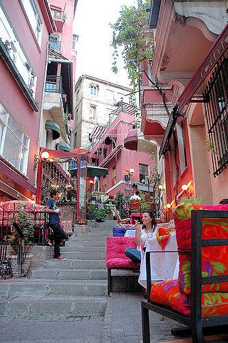 Beyoglu Istanbul, Empire Ottoman, Toscana Italia, Turkey Destinations, Istanbul Travel, Turkey Travel, Bhutan, Africa Travel, Istanbul Turkey