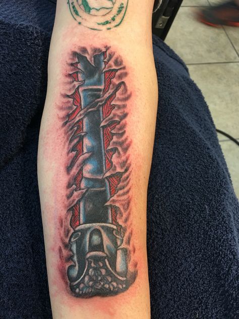 Rip Flesh Drill Pipe & Bit Drill Tattoo, Oilfield Tattoos, Bit Tattoo, Tattoo Oil, Water Well Drilling Rigs, Water Well Drilling, Well Drilling, Drilling Rig, Simple Love Quotes