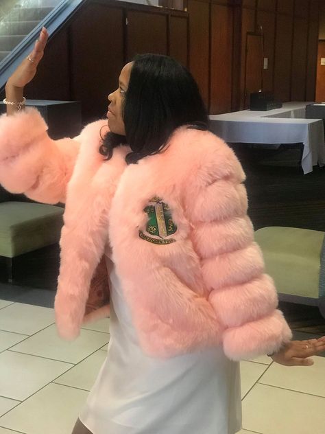 #AKA #FauxFur #PinkFur Alpha Kappa Alpha Pajamas, Alpha Kappa Alpha Jackets, Alpha Kappa Alpha Founders, Alpha Kappa Alpha Clothing, Alpha Kappa Alpha Paraphernalia, Aka Sorority Gifts, Pink And Green Dress, Pink Fur Coat, Aka Sorority