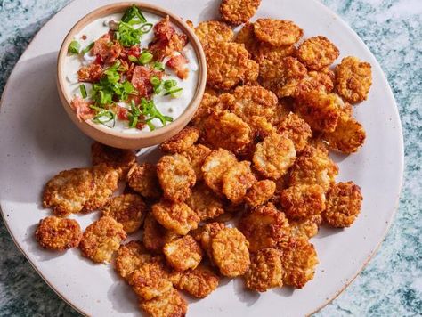 Get Smashed Tater Tot Chips with Loaded Green Onion Dip Recipe from Food Network Smashed Tater Tot Chips, Smashed Tater Tot Recipes, Loaded Tater Tots Recipes, Smashed Tater Tots, Green Onion Dip Recipe, Green Onion Dip, Tot Recipes, Loaded Tater Tots, Loaded Potato Skins