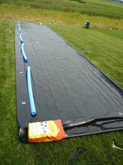 diy slip and slide Best Slip And Slide, Homemade Slip And Slide, Garden Party Games, Backyard Party Games, Slip N Slide, Games Diy, Adult Party Games, Yard Games, Backyard Games