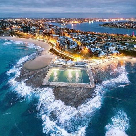 70.9k Likes, 553 Comments - Australia (@australia) on Instagram: “Pre-dawn light show over the #Newcastle Ocean Baths - not a bad view, don't you think? If you look…” Newcastle Town, Newcastle Beach, Newcastle Nsw, Beach House Interior Design, 17 December, Beautiful Places To Visit, Light Show, Holiday Destinations, Travel And Leisure