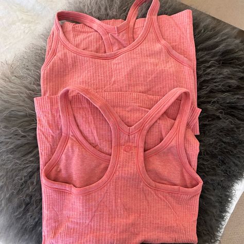 Excellent Condition. Size 2 Lulu Wishlist, Lululemon Outfit Fashion, Lulu Clothes, Lululemon Outfit, Lululemon Collection, Lake Outfit, Anna Claire, Purple Room, Cute Lounge