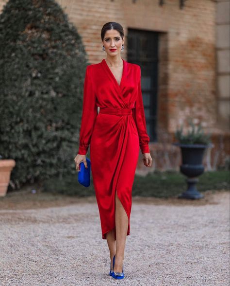 Red Wrap Dress Outfit, Satin Dress Outfit, Wrap Dress Outfit, Red Wrap Dress, Red Satin Dress, Fiesta Outfit, Red Dress Outfit, Red Cocktail Dress, Red Midi Dress