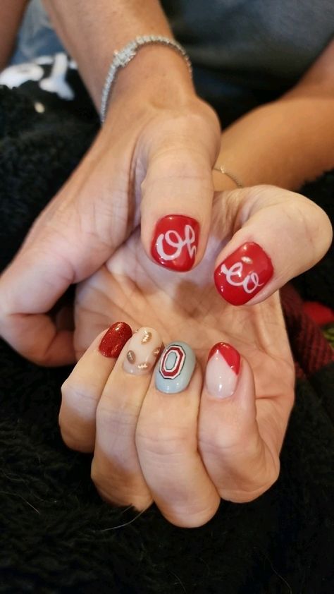 Ohio State Buckeyes courtesy of
Done by Calyn Ohio State Buckeyes Nails, Ohio State Nails, Ohio State Buckeyes, Ohio State, Nail Ideas, Hair And Nails, Ohio, Nails, Hair