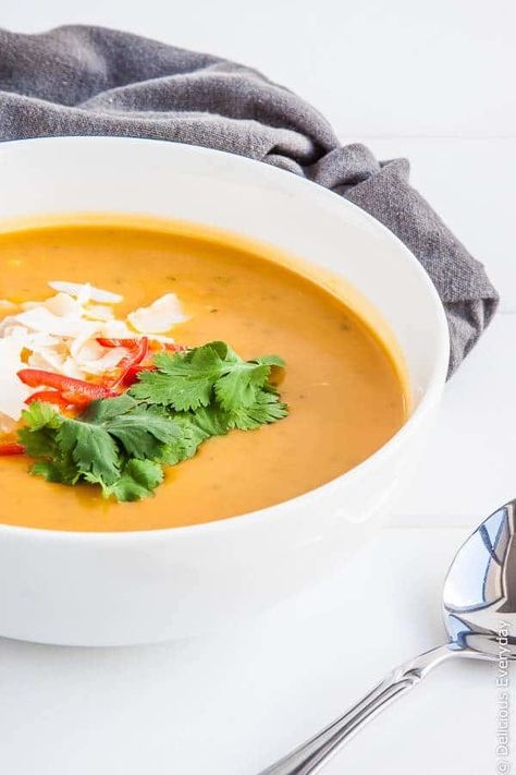 Pumpkin Soup With Coconut Milk, Thai Pumpkin Soup, Soup With Coconut Milk, Vegan Pumpkin Soup, Coconut Milk Soup, Pumpkin Soup Recipe, Vegan Thanksgiving Recipes, Fall Comfort Food, Vegan Soup Recipes