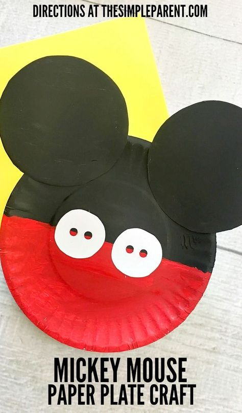 Make this fun Mickey Mouse Paper Plate Craft with your Disney loving family! Natal, Mouse Paper Plate Craft, Childrens Crafts Preschool, Mickey Mouse Kunst, Disney Princess Crafts, Disney Crafts For Kids, Crafts By Month, Mickey Mouse Crafts, Plate Drawing