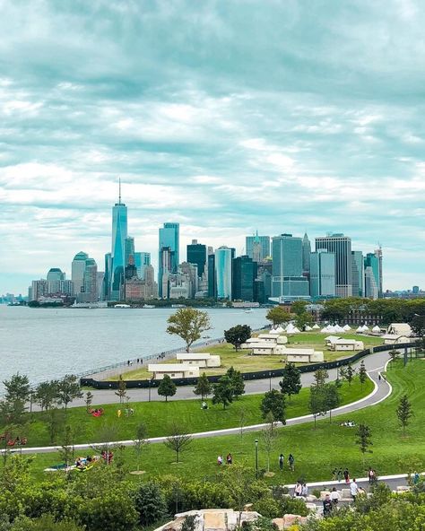 NYCgo on Instagram: “Views from The Hills on Governors Island. 📷: @wessanne  Discover more NYC scenes like this through the hashtag #SeeYourCity!  #NewYorkCity…” New York From Above, Governors Island, New York Harbor, New York Pictures, Modern Pictures, The Statue Of Liberty, I ❤ Ny, Sea Level, New York Travel