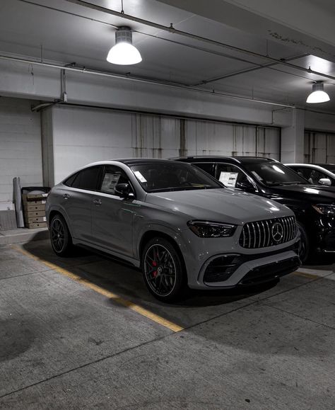 GLE 63s Coupe AMG Facelift 🦍 Benz Suv, Mercedes Suv, مرسيدس بنز, Dream Cars Mercedes, Heels Designer, New Luxury Cars, Lux Cars, Luxury Lifestyle Dreams, Classy Cars