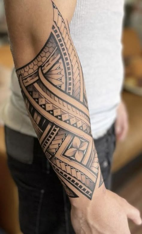 Tongan Tattoo Sleeve, Samoan Sleeve Tattoo For Men, Half Sleeve Tattoos Polynesian, Arm Tattoo Ideas For Men, Polynesian Tattoo Sleeve, Tato Maori, Lower Arm Tattoos, Polynesian Tattoos Women, Forearm Band Tattoos