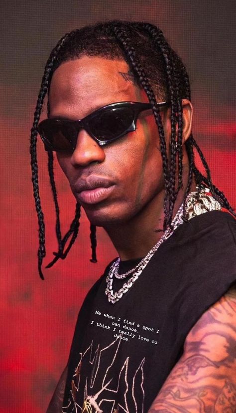 Travis Scott Concert, Rapper Travis Scott, Male Haircuts Curly, Travis Scott Wallpapers, Rock Hairstyles, Rap Wallpaper, American Rappers, Travis Scott, Record Producer