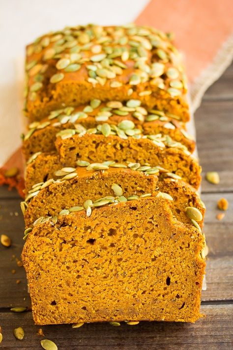 The Best Vegan Pumpkin Bread - Nora Cooks Bread Thanksgiving, Pumpkin Bread Starbucks Copycat, Vegan Pumpkin Cookies, Nora Cooks, Starbucks Pumpkin Bread, Vegan Pumpkin Bread, Pumpkin Bread Pudding, Vegan Pumpkin Recipes, Pumpkin Loaf