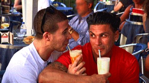 Are Vinny & Pauly D from 'Jersey Shore' Still Friends? Their Bromance Might Be in Trouble Pauly D And Vinny, Cabs Are Here, Snooki And Jwoww, Pauly D, Jersey Shore, Movies Showing, Mood Pics, Movies And Tv Shows, I Laughed