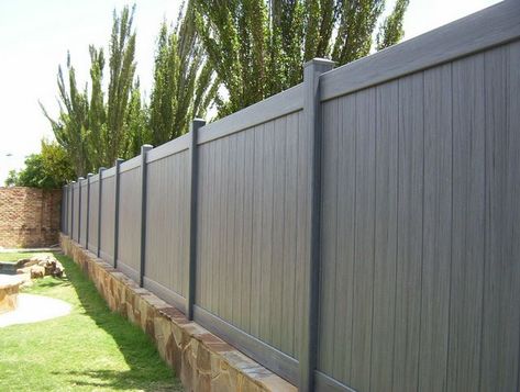 Easy Diy Fence, Privacy Gates, Fence Colours, Cedar Wood Fence, Grey Fences, Bungalow Ideas, Wooden Fences, Composite Fencing, Pvc Fence