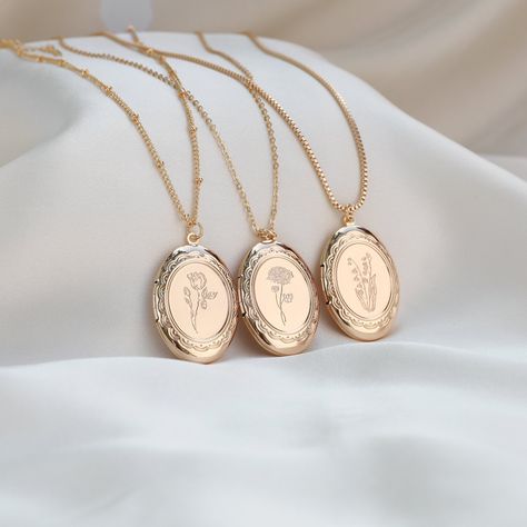 Bouquet Locket, Engraved Locket, Gold Locket Necklace, Rear View Mirror Accessories, Oval Locket, Gifts For Christmas, Unique Gifts For Women, Photo Gift, Wedding Jewellery Necklace