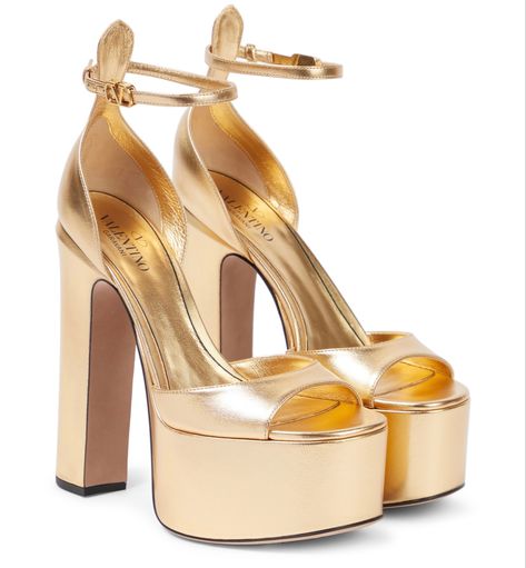 Woman Heels, Valentino Heels, Pop Shoes, Biker Ring, Shoes 2022, Gold Platforms, Gold Pumps, Fancy Shoes, Girly Shoes