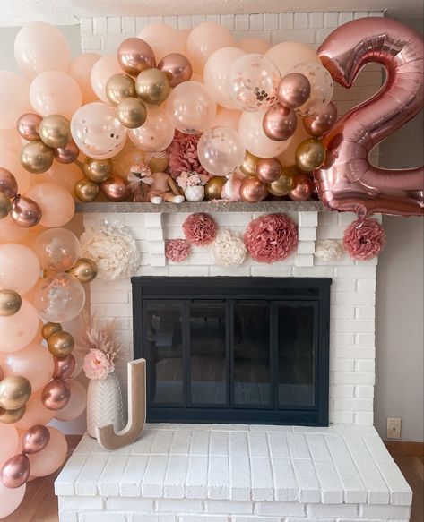 Decorating Fireplace For Birthday Party, Birthday Decorations Fireplace, Mantle Birthday Decor, Birthday Party Mantle Decor, 1st Birthday Fireplace Decor, Birthday Mantel Decor, Fireplace Birthday Party Decor, Number Balloon Ideas, 3rd Birthday Decoration Ideas At Home