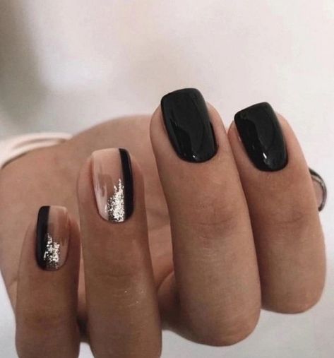 Black Elegant Nails Short, Dark Nails With Accent Nail, Black Nail Designs Fall, Fall Gel Nails Black, Dark Boho Nails, Simple Gel Manicure Designs, Dark Gel Nails Ideas, Black Bridesmaid Nails, Short Sqovalnails