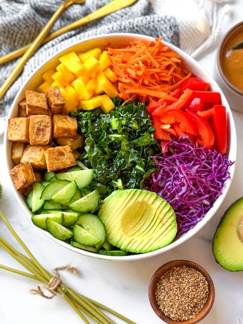 Rainbow Nourish Bowl with Peanut Sauce is a NEW recipe from Jackfruitful Kitchen. Visit jackfruitful.com to view the whole recipe! Tofu Peanut Sauce, Eat Rainbow, Tofu Peanut, Nourish Bowl, Power Bowl, Wfpb Recipes, Tailgating Recipes, Colorful Vegetables, Crispy Tofu