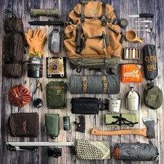 SurviGear - Outdoor | Camping | Survival Gear Survival Loadout, Backpacker Style, Bushcraft Camp, Bushcraft Backpack, Bushcraft Kit, Bushcraft Gear, Survival Bag, Bushcraft Camping, Survival Equipment