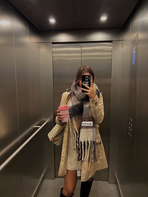 Acne Studios Scarf Outfit, Brown Scarf Outfit, Gray Scarf Outfit, Acne Studio Scarf, Aritzia Scarf, Euro Outfits, Acne Scarf, Acne Studios Scarf, Nyc Ootd