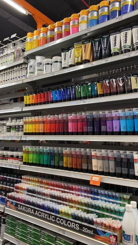 Art Student Aesthetic, Dream Art Room, Painter Photography, Art Supplies List, Stationery Obsession, Art Studio Room, Artsy Aesthetic, Art Painting Tools, Cool School Supplies