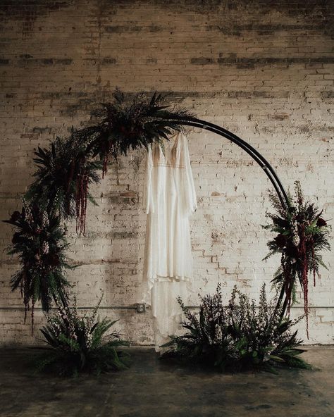 Romantic Moody Wedding Inspiration | Industrial Modern Wedding Venue in Dallas | Circular Halo Arch for Rent in Dallas-Fort Worth | Black Wedding Backdrop | Venus and Co Flowers Dallas Chantelle Wedding, Industrial Modern Wedding, Moody Wedding Decor, Unique Rooms, Dark Romantic Wedding, Gothic Wedding Theme, Halloween Weddings, Witch Wedding, Dark Wedding Theme